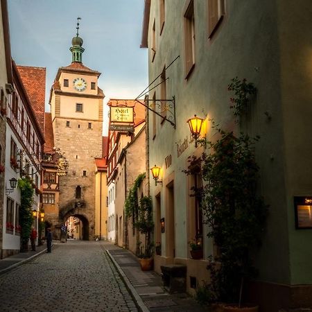 Gaestehaus Am Weissen Turm Rothenburg ob der Tauber Buitenkant foto