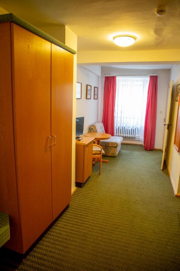 Gaestehaus Am Weissen Turm Rothenburg ob der Tauber Buitenkant foto