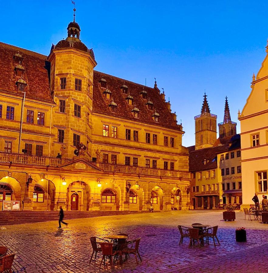Gaestehaus Am Weissen Turm Rothenburg ob der Tauber Buitenkant foto