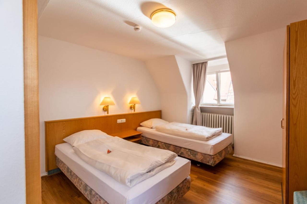 Gaestehaus Am Weissen Turm Rothenburg ob der Tauber Buitenkant foto