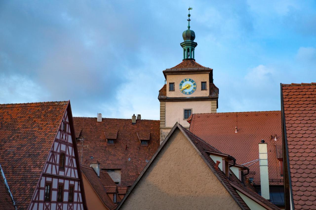 Gaestehaus Am Weissen Turm Rothenburg ob der Tauber Buitenkant foto